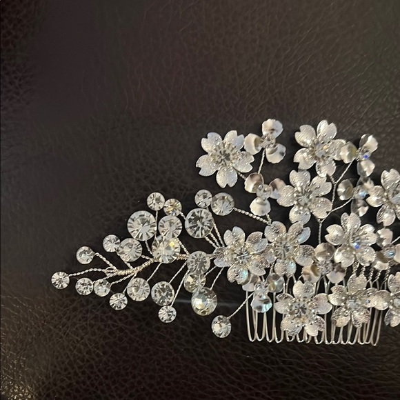 Combs Charming/Exquisite/Pretty/Stylish Women With Rhinestone bridal - Picture 7 of 7